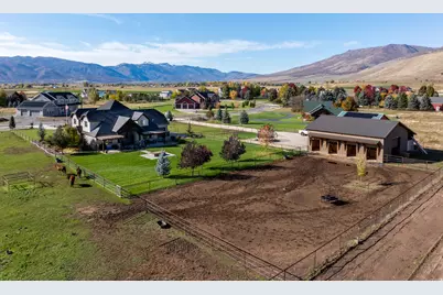 152 N 8750 E, Huntsville, UT 84317 - Photo 33