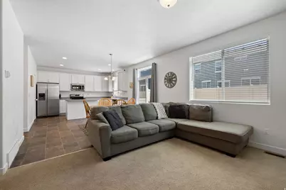 3043 S Willow Creek Dr, Saratoga Springs, UT 84045 - Photo 7