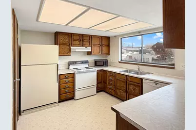 150 S 100 W, Orangeville, UT 84537 - Photo 5