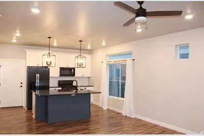 246 S Meadowbrook Ct, Saratoga Springs, UT 84045 - Photo 3