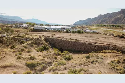 1741 S Highway 191, Moab, UT 84532 - Photo 7