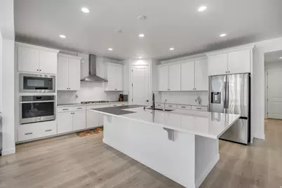 11908 S Mount Moran Way W, Herriman, UT 84096 - Photo 9