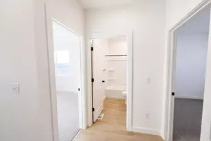 1184 E Blackfeet Dr, Eagle Mountain, UT 84005 - Photo 7