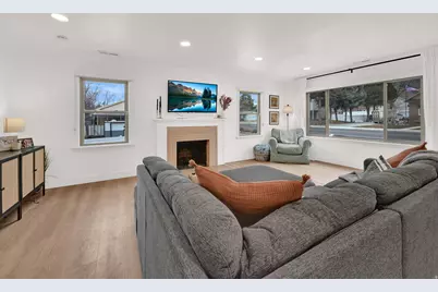 696 S Locust Ave, Pleasant Grove, UT 84062 - Photo 7