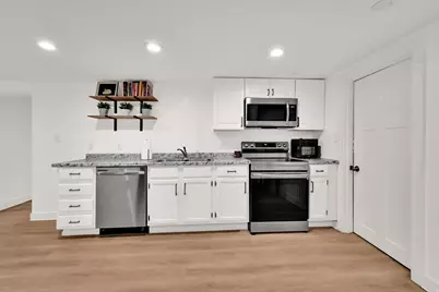 696 S Locust Ave, Pleasant Grove, UT 84062 - Photo 33