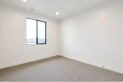 1566 W Pheasant Meadow Dr, Kaysville, UT 84037 - Photo 29