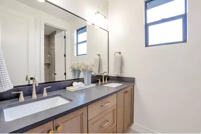 1566 W Pheasant Meadow Dr, Kaysville, UT 84037 - Photo 31