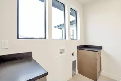 1566 W Pheasant Meadow Dr, Kaysville, UT 84037 - Photo 33