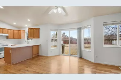 551 N 900 E, Orem, UT 84097 - Photo 9