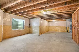 551 N 900 E, Orem, UT 84097 - Photo 25