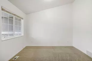 551 N 900 E, Orem, UT 84097 - Photo 5