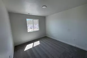 3605 E Lakota Dr, Eagle Mountain, UT 84005 - Photo 17