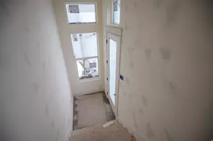 443 W 400 N, Salt Lake City, UT 84103 - Photo 11