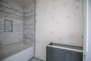 443 W 400 N, Salt Lake City, UT 84103 - Photo 9