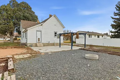 9 S 200 W, Smithfield, UT 84335 - Photo 31
