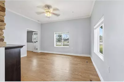 9 S 200 W, Smithfield, UT 84335 - Photo 3