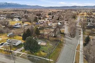 9 S 200 W, Smithfield, UT 84335 - Photo 37