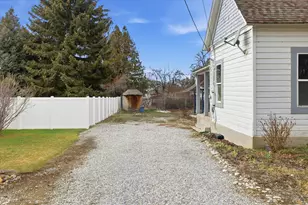 9 S 200 W, Smithfield, UT 84335 - Photo 27