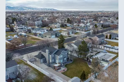 9943 S 3200 W, South Jordan, UT 84095 - Photo 47