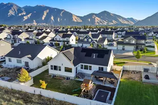 674 S Meade St, Mapleton, UT 84664 - Photo 39