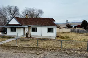 25 S 100 E, Redmond, UT 84652 - Photo 3