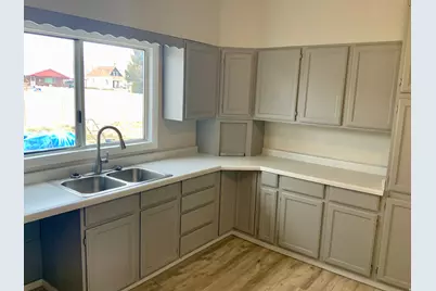 25 S 100 E, Redmond, UT 84652 - Photo 11