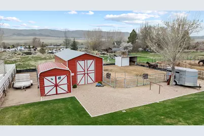 366 S 200 E, Mona, UT 84645 - Photo 35