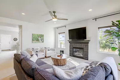 579 S 850 E, River Heights, UT 84321 - Photo 9