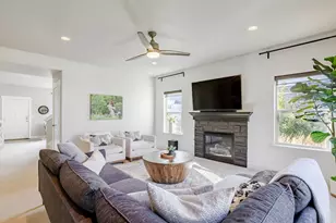 579 S 850 E, River Heights, UT 84321 - Photo 9