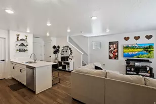 948 E Hercules Ct, Layton, UT 84040 - Photo 7