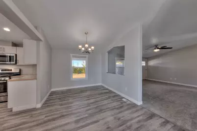 55 E Mount Peale Dr, Moab, UT 84532 - Photo 13