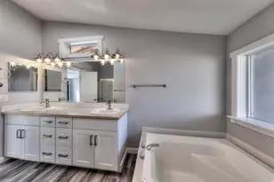 55 E Mt Peale Dr, Moab, UT 84532 - Photo 21