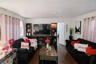 8812 S Stratford Cir, Sandy, UT 84070 - Photo 7