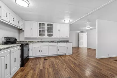 496 S 200 E, Enterprise, UT 84725 - Photo 5