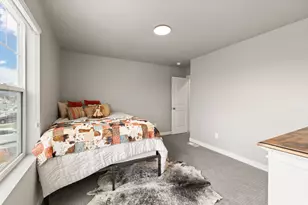 1325 E Desert Peak, Eagle Mountain, UT 84005 - Photo 37