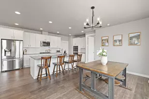 1325 E Desert Peak, Eagle Mountain, UT 84005 - Photo 17