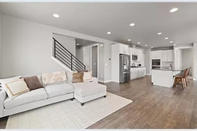 1325 E Desert Peak, Eagle Mountain, UT 84005 - Photo 11