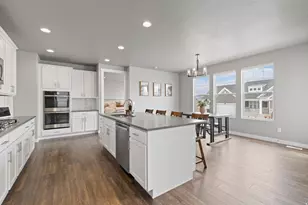 1325 E Desert Peak, Eagle Mountain, UT 84005 - Photo 15