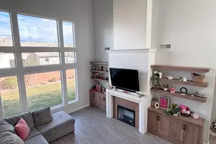 429 E Treasure Rd, Washington, UT 84780 - Photo 9