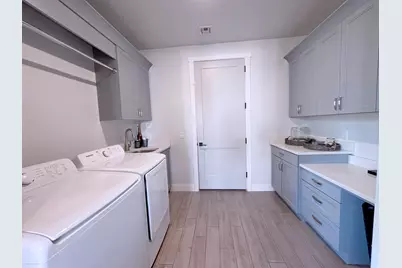 429 E Treasure Rd, Washington, UT 84780 - Photo 17