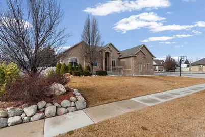 12472 S Freedom Hill Way, Herriman, UT 84096 - Photo 1