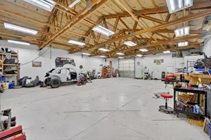 911 S 1500 E, Clearfield, UT 84015 - Photo 25