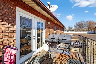 911 S 1500 E, Clearfield, UT 84015 - Photo 11