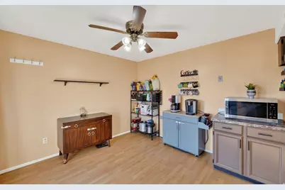 911 S 1500 E, Clearfield, UT 84015 - Photo 9