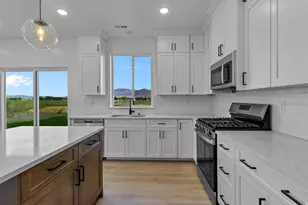 672 N 600 W, Tremonton, UT 84337 - Photo 11