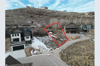 697 N Lochwood Dr #90, Garden City, UT 84028 - Photo 7