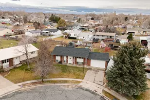 1167 W 2100 N, Clinton, UT 84015 - Photo 25