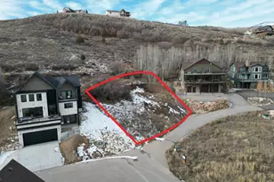 697 N Lochwood Dr, Garden City, UT 84028 - Photo 5