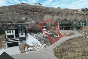 697 N Lochwood Dr, Garden City, UT 84028 - Photo 9