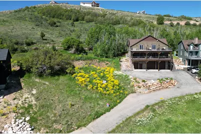697 N Lochwood Dr, Garden City, UT 84028 - Photo 5